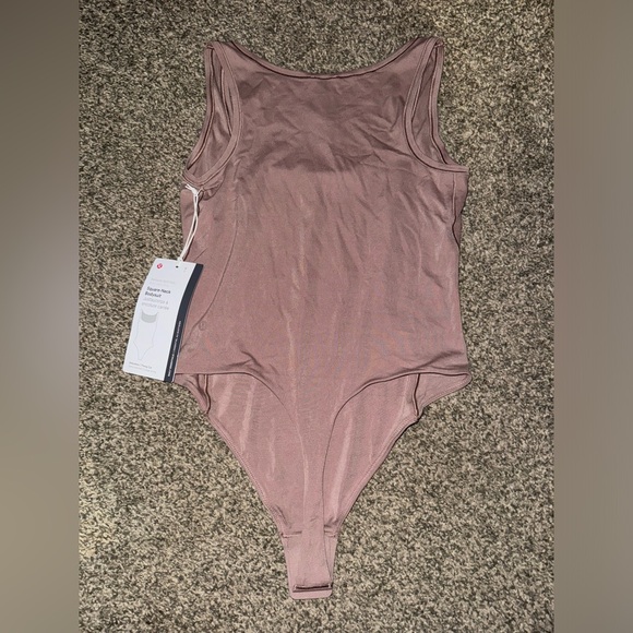 NEW Lululemon Nulu Bodysuit - Picture 4 of 4